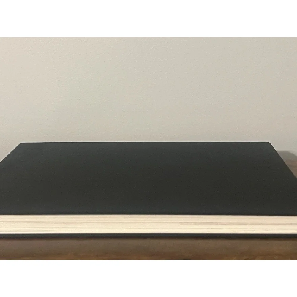 Taylor Guitars 30 Years‎ of a New American Classic Hardcover – Slight Bend
